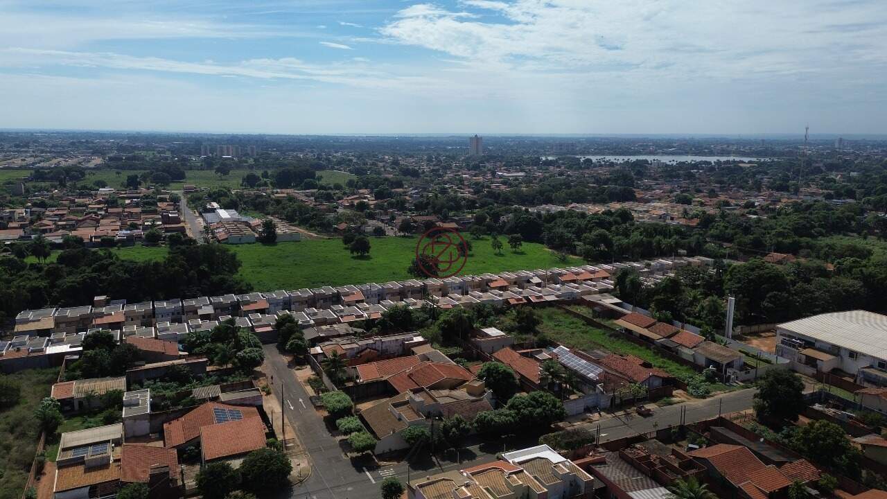 Área à venda no Santa Luzia: 