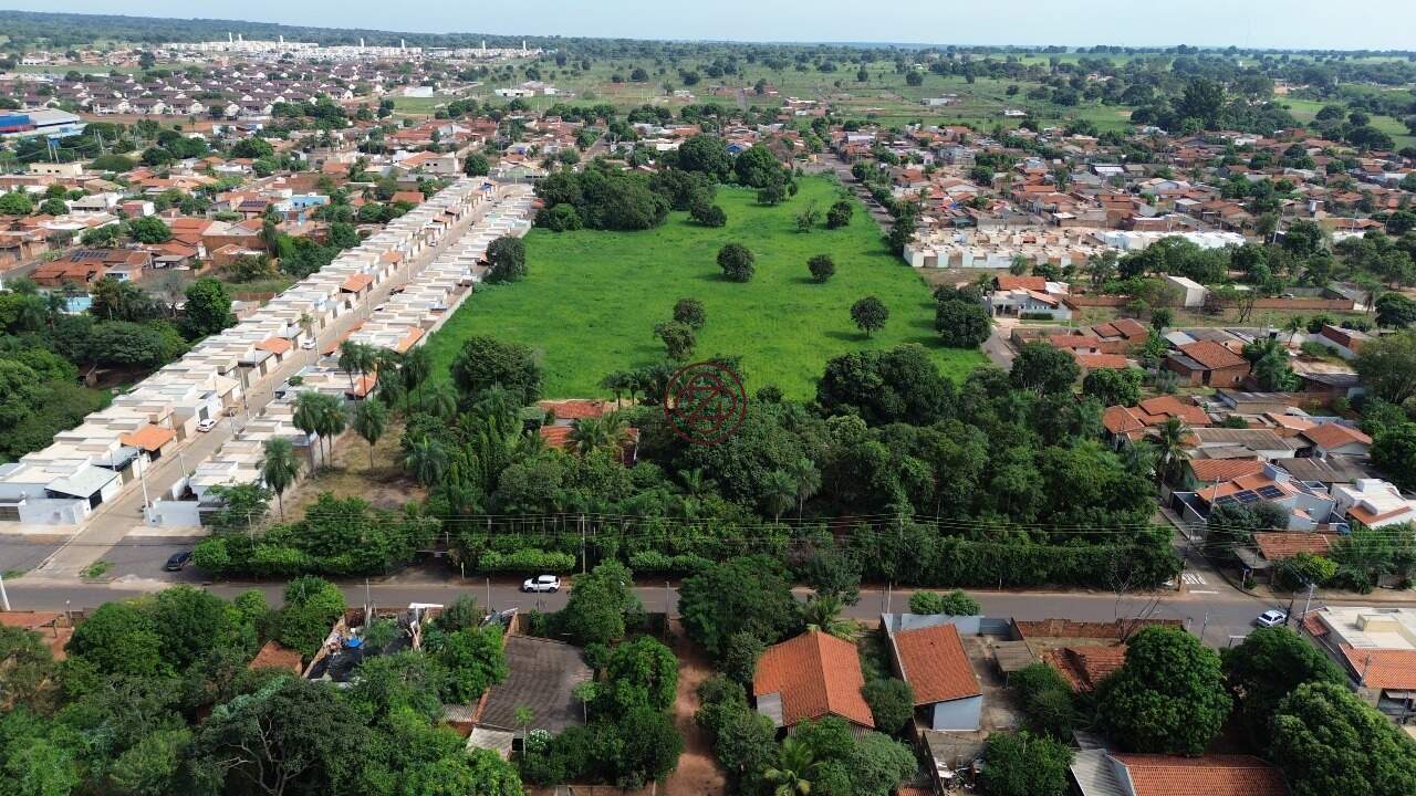 Área à venda no Santa Luzia: 
