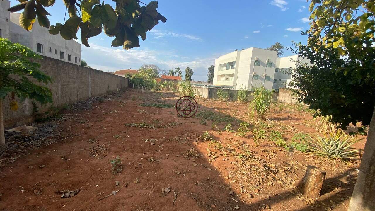 Terreno à venda no Santos Dumont: 