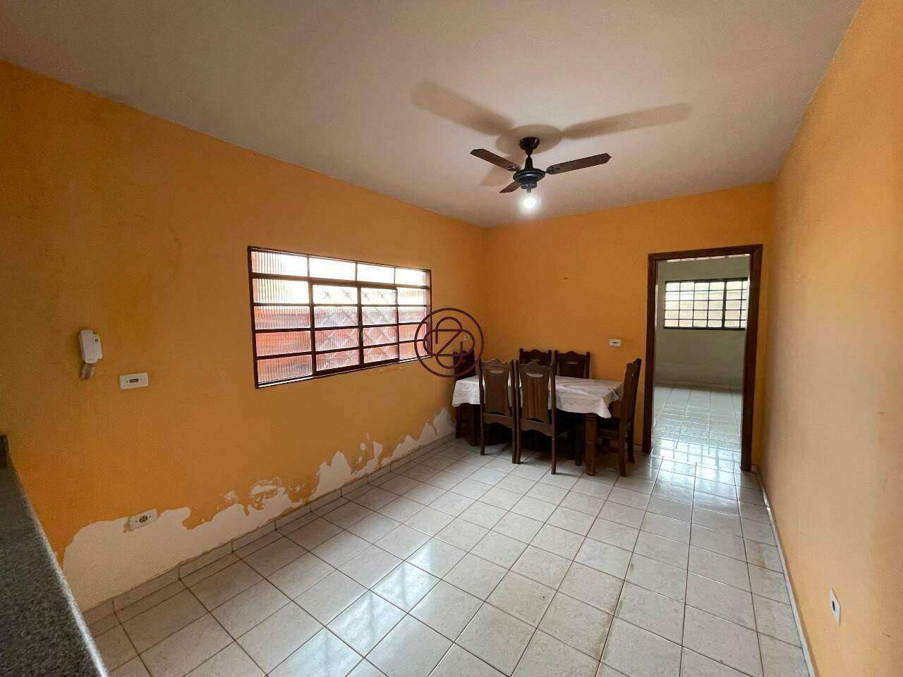 Casa à venda no Santos Dumont: 