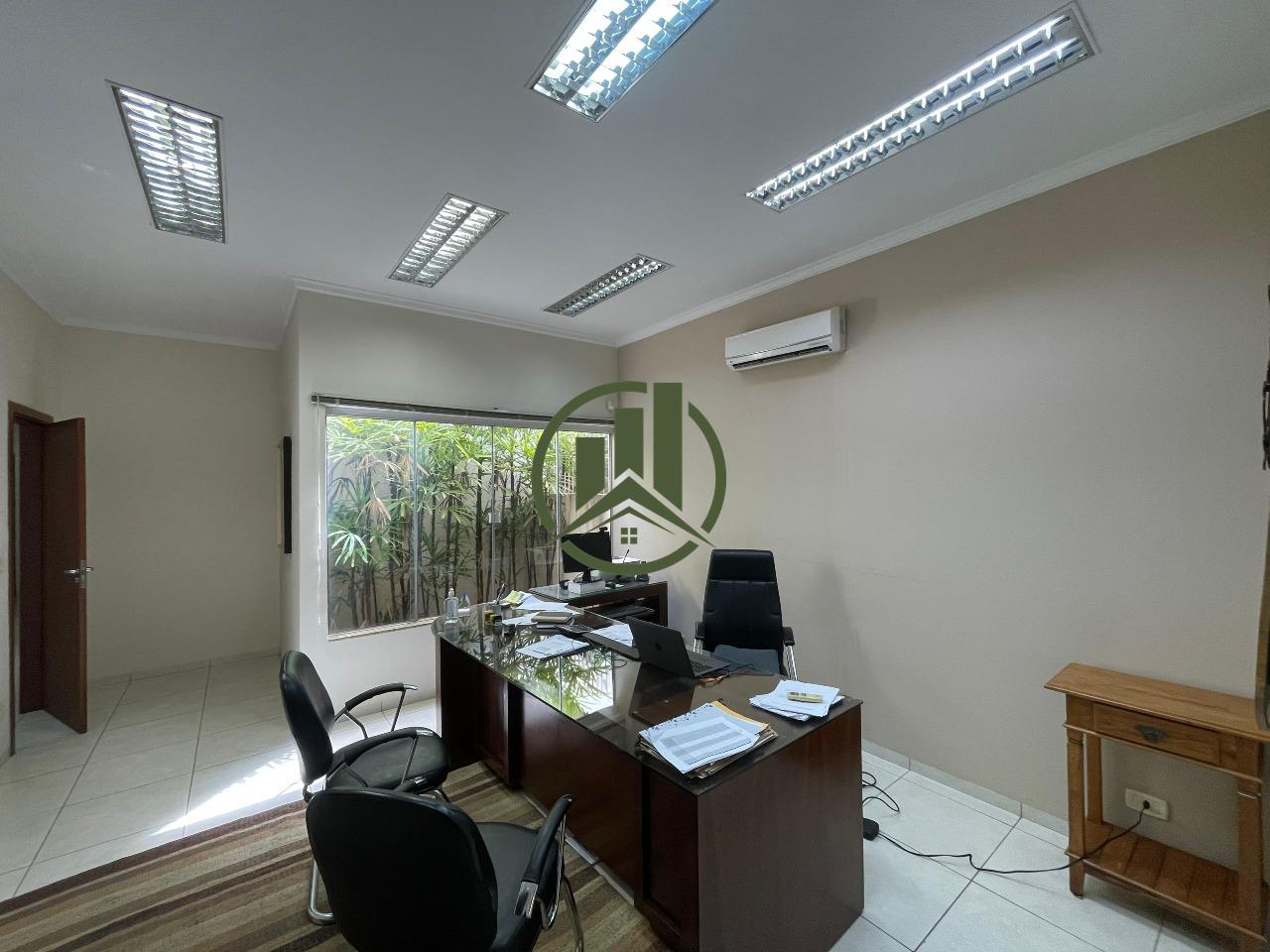 Prédio à venda no Centro: 