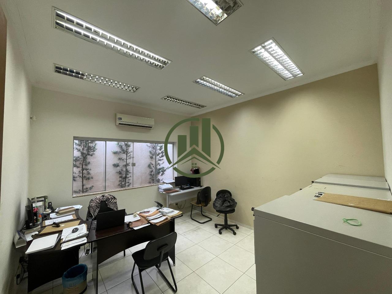 Prédio à venda no Centro: 