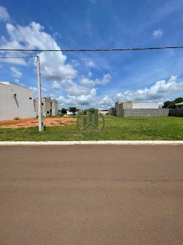 Terreno à venda no Jardim Alvorada: 