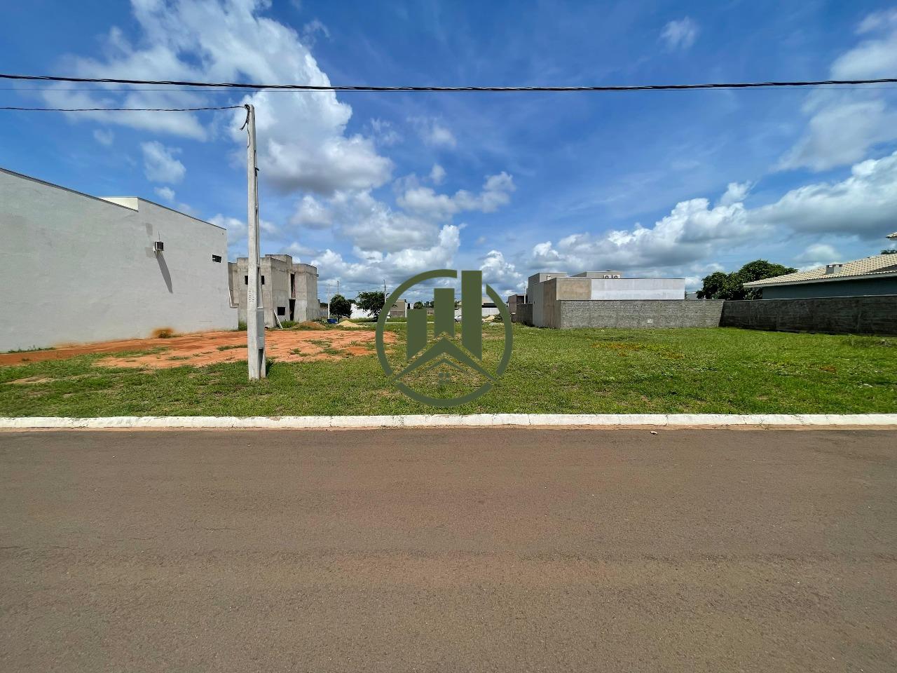 Terreno à venda no Jardim Alvorada: 