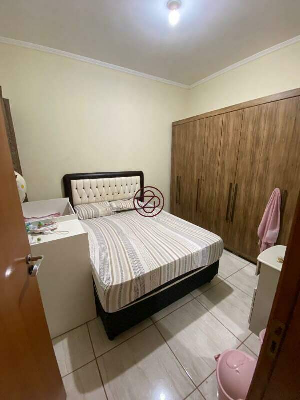 Casa à venda no Jardim Cangalha : 
