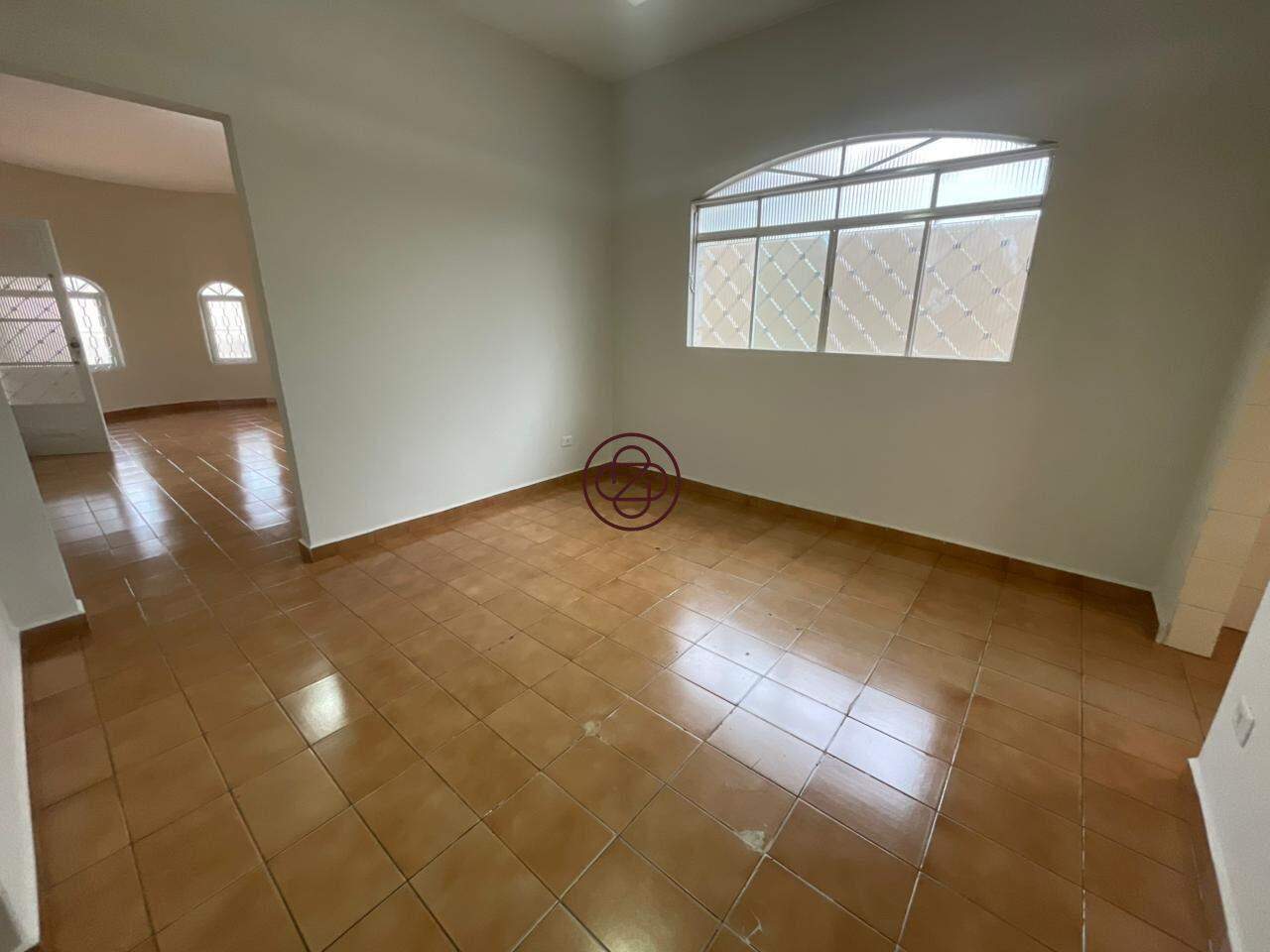 Casa para aluguel no Jardim Alvorada: 