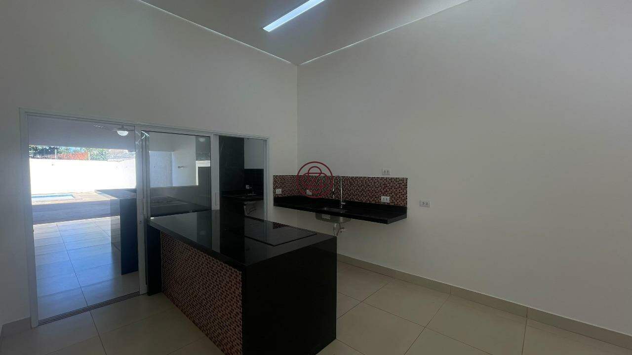 Casa à venda no Jardim Paranapunga: 
