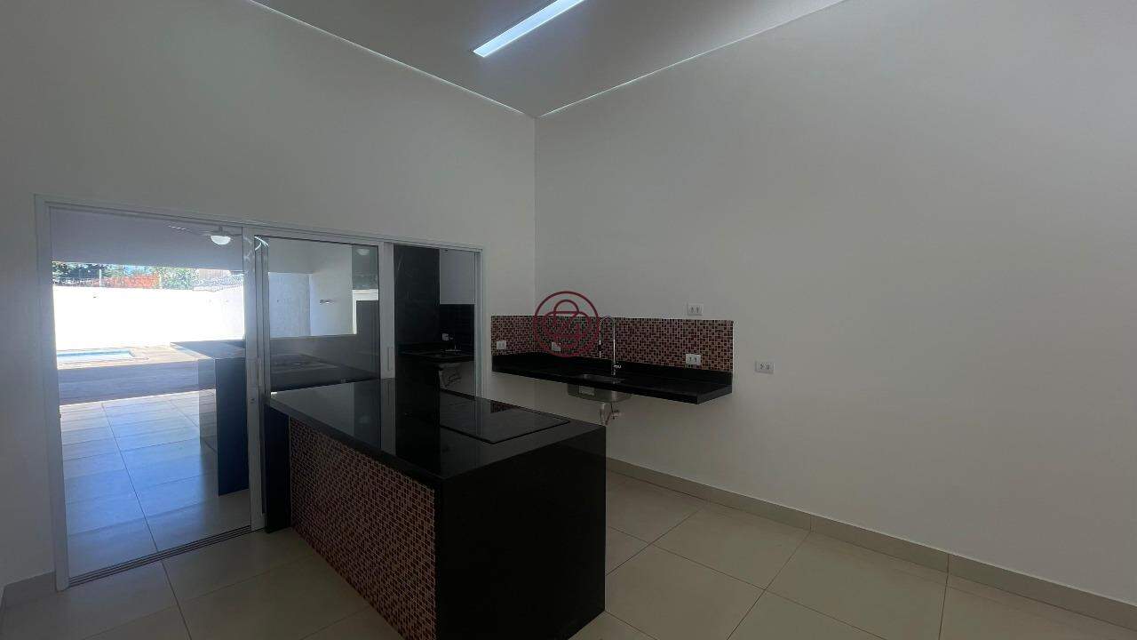 Casa para aluguel no Jardim Paranapunga: 