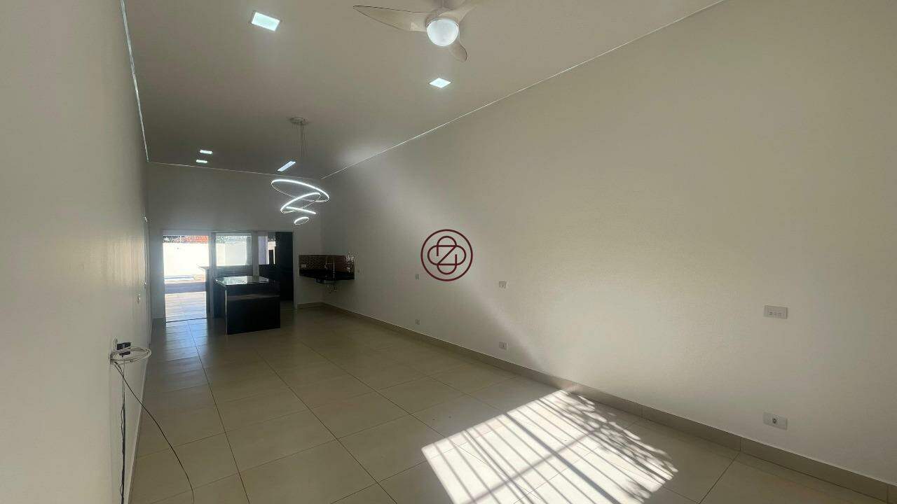 Casa para aluguel no Jardim Paranapunga: 