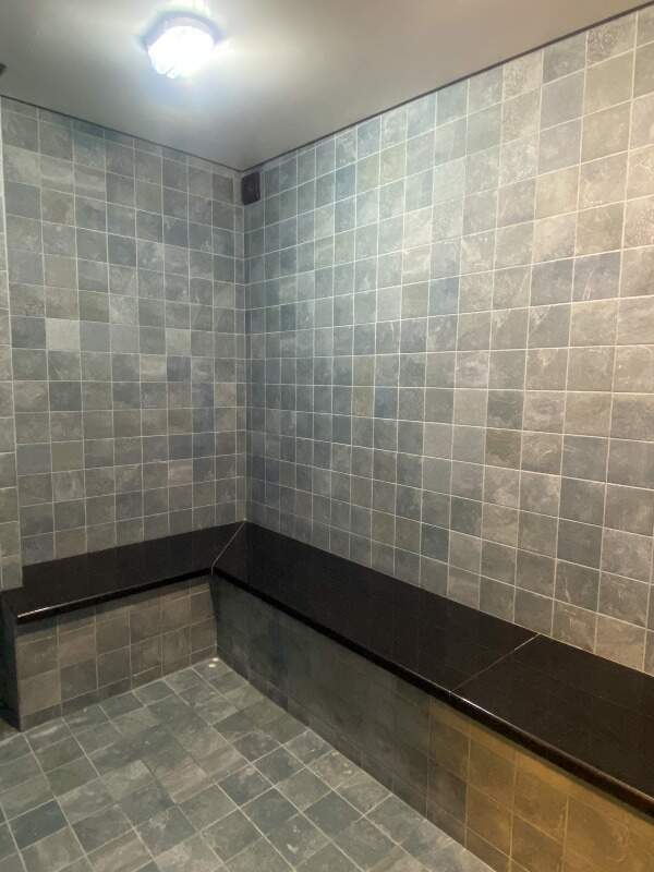 Apartamento à venda no Meia Praia: Sauna