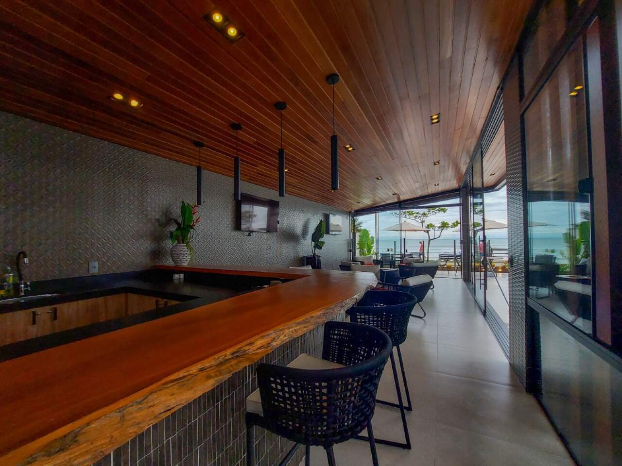 Apartamento à venda no Meia Praia: Espaço Gourmet