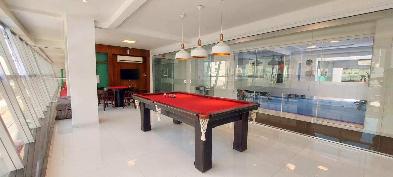 Apartamento à venda no Meia Praia: Sala de jogos