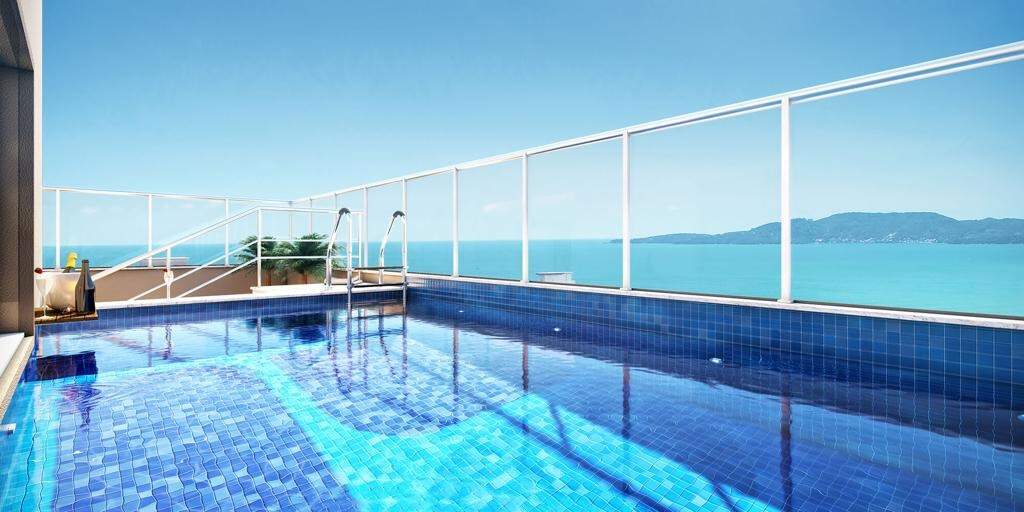 Apartamento à venda no Meia Praia: Piscina 