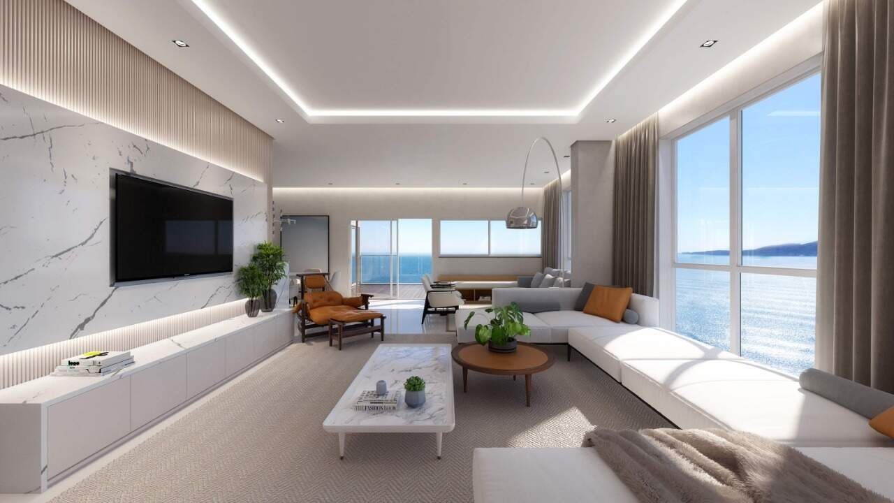 Apartamento à venda no Meia Praia: Living 