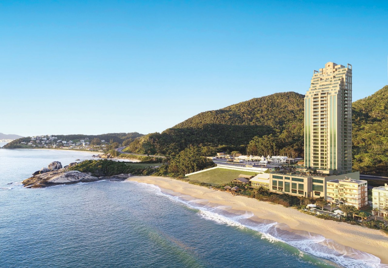 Apartamento à venda no Ilhota: Fachada