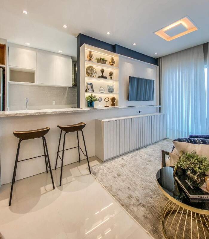 Apartamento à venda no Meia Praia: Living 