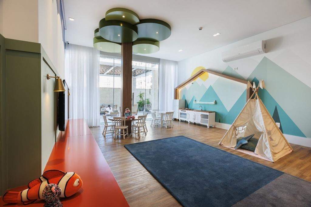 Apartamento à venda no Meia Praia: Brinquedoteca