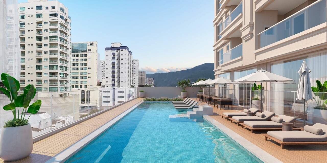 Apartamento à venda no Meia Praia: Piscina