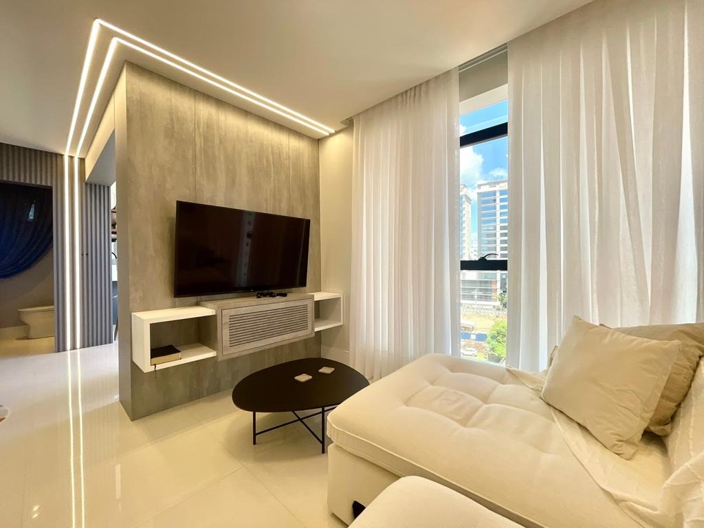 Apartamento à venda no Perequê: Living 