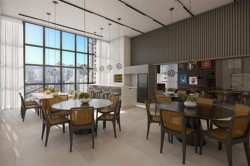 Apartamento à venda no Meia Praia: Salão de festas