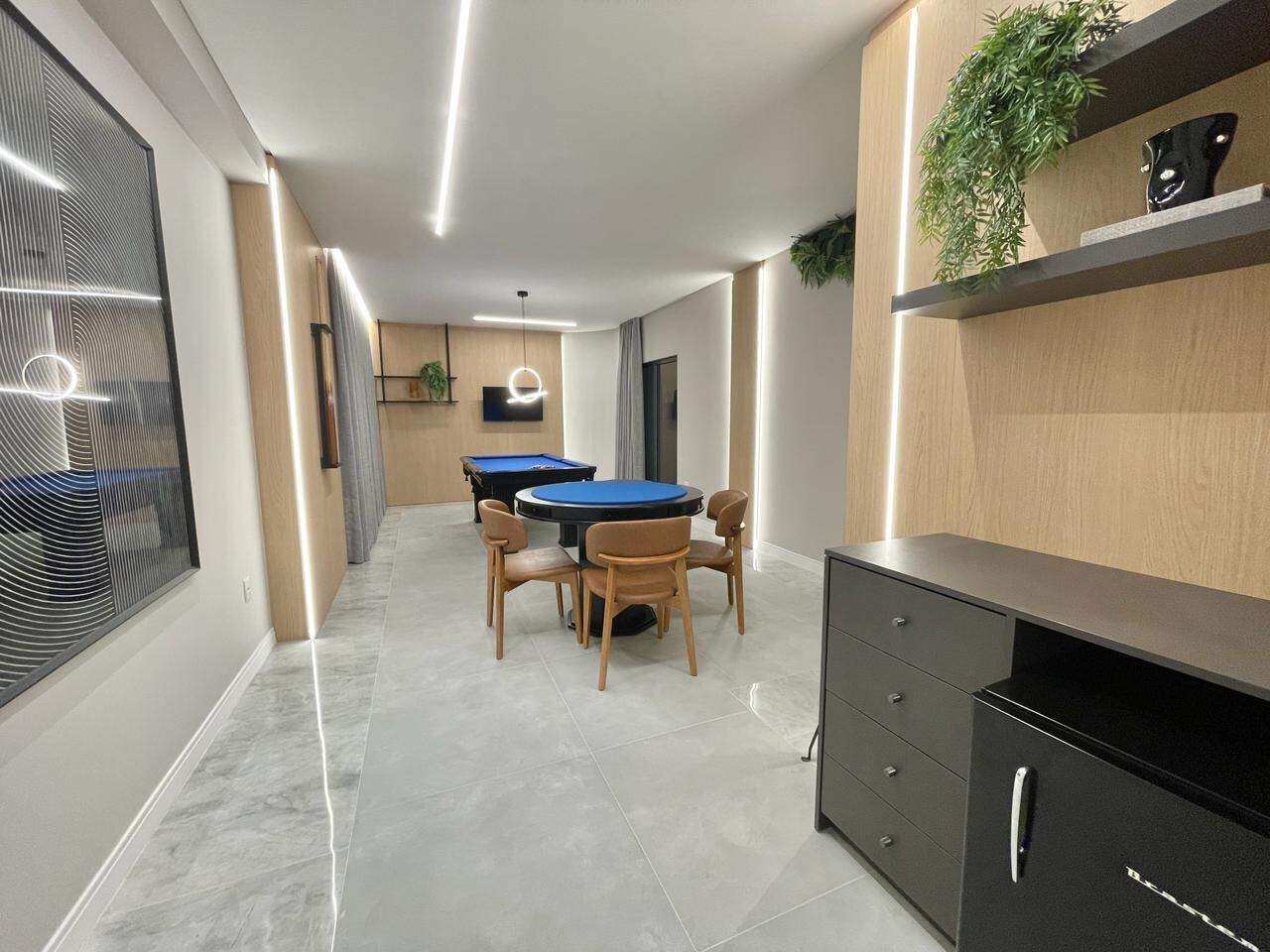 Apartamento à venda no Balneário Perequê: 