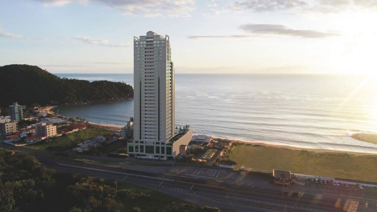 Apartamento à venda no Ilhota: