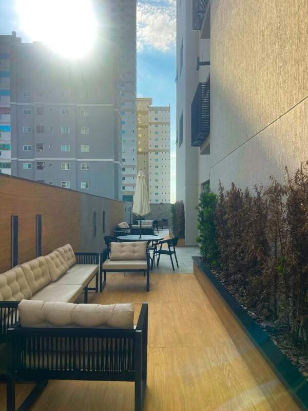 Apartamento à venda no Meia Praia: