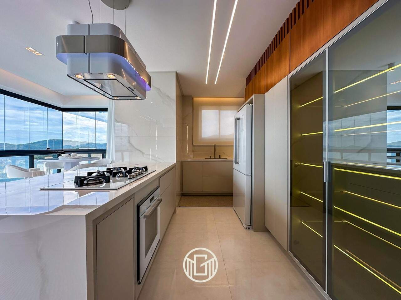 Apartamento à venda no Balneário Perequê: