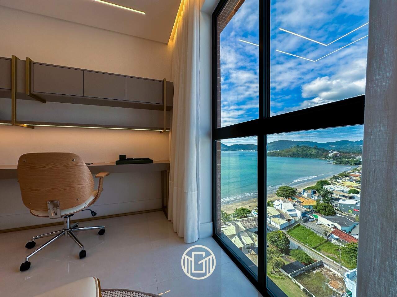 Apartamento à venda no Balneário Perequê: