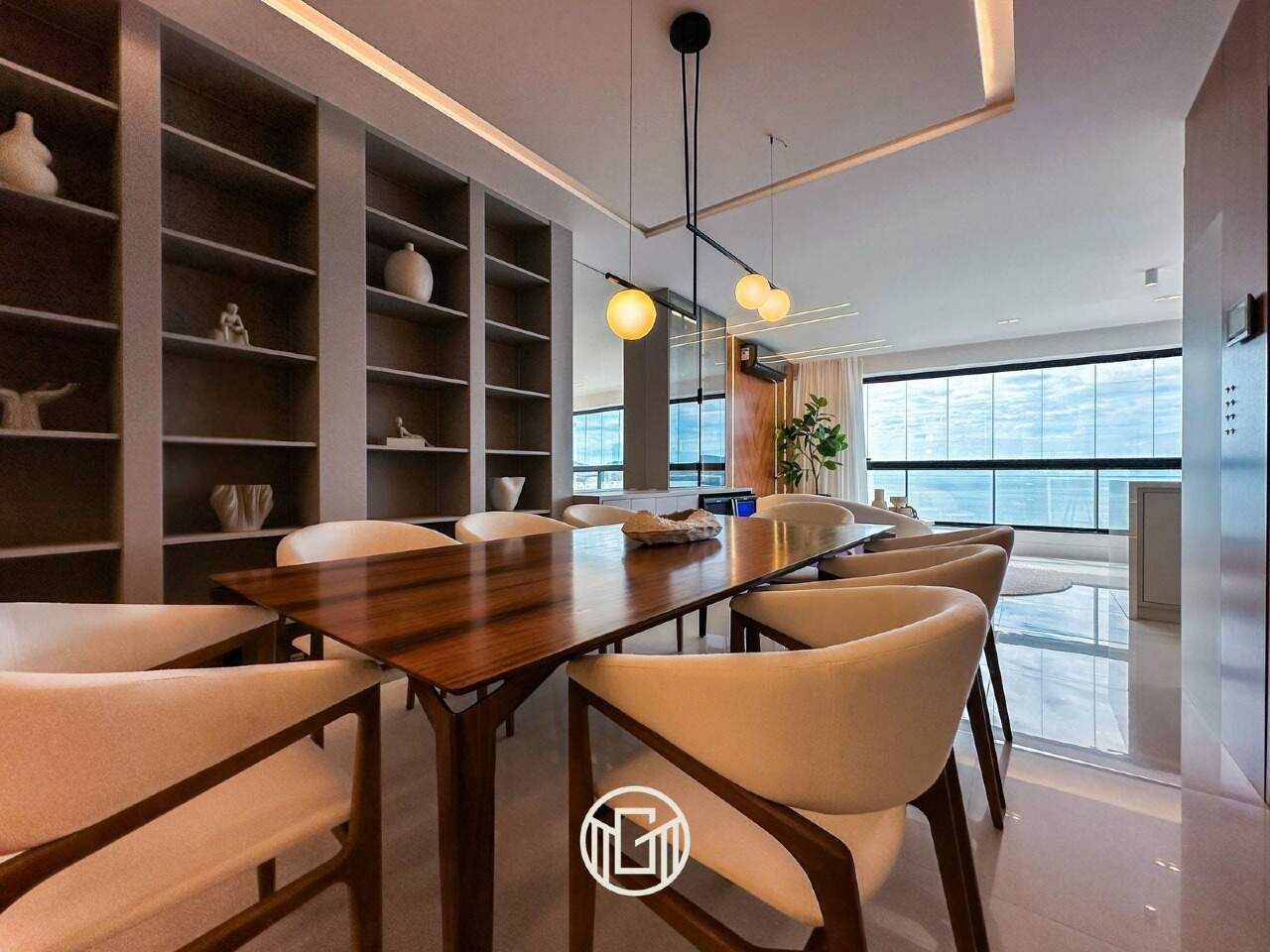 Apartamento à venda no Balneário Perequê: