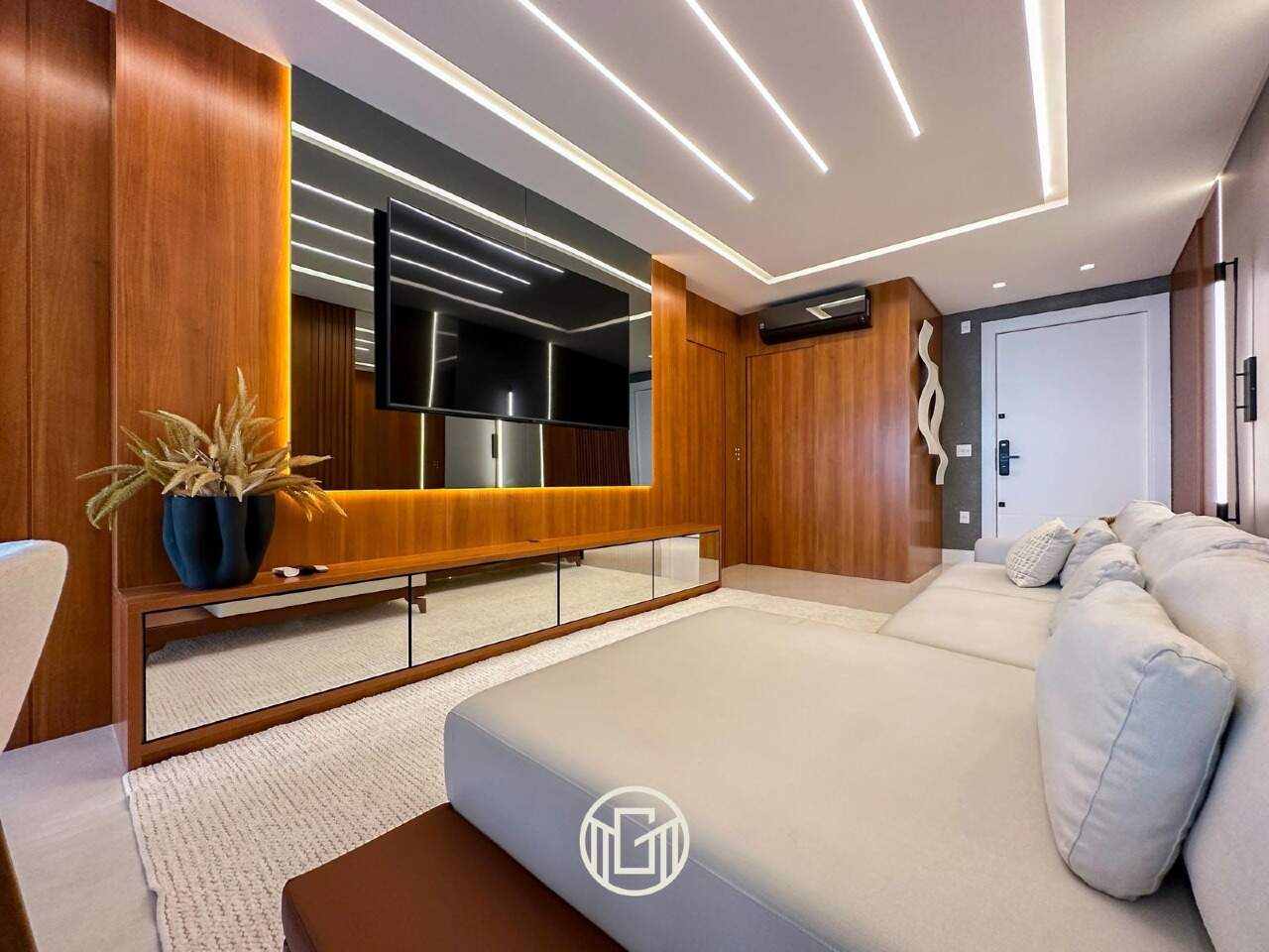 Apartamento à venda no Balneário Perequê: 