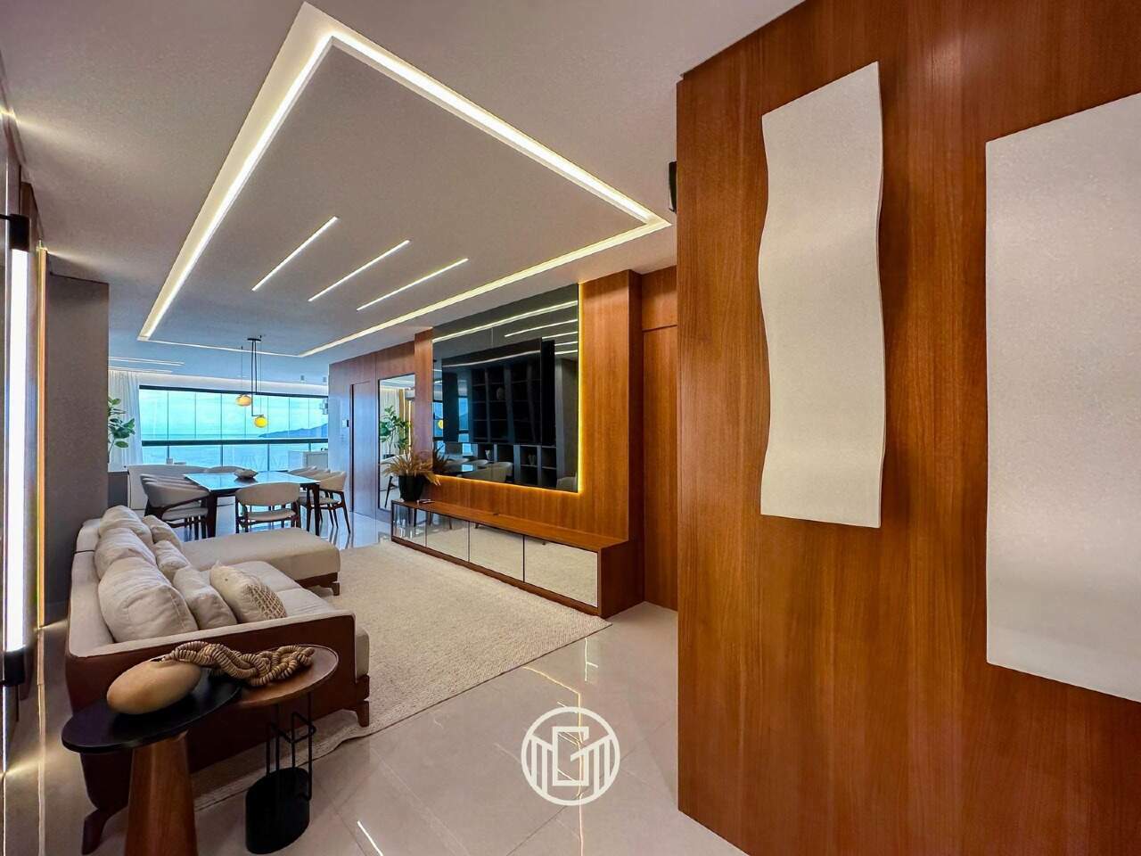 Apartamento à venda no Balneário Perequê: 