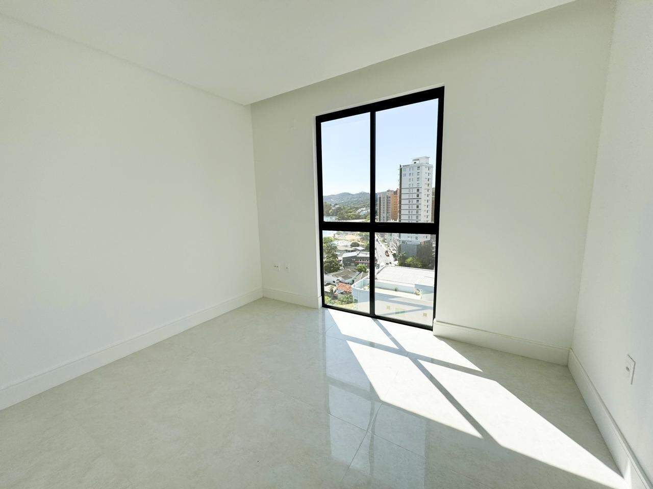 Apartamento à venda no Balneário Perequê: