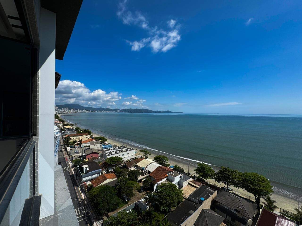 Apartamento à venda no Balneário Perequê: 