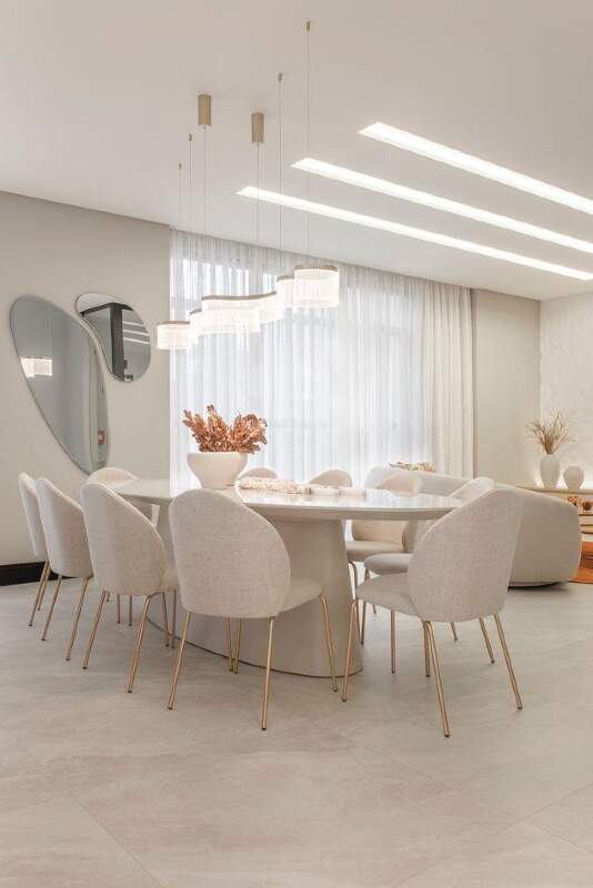 Apartamento à venda no Meia Praia: 