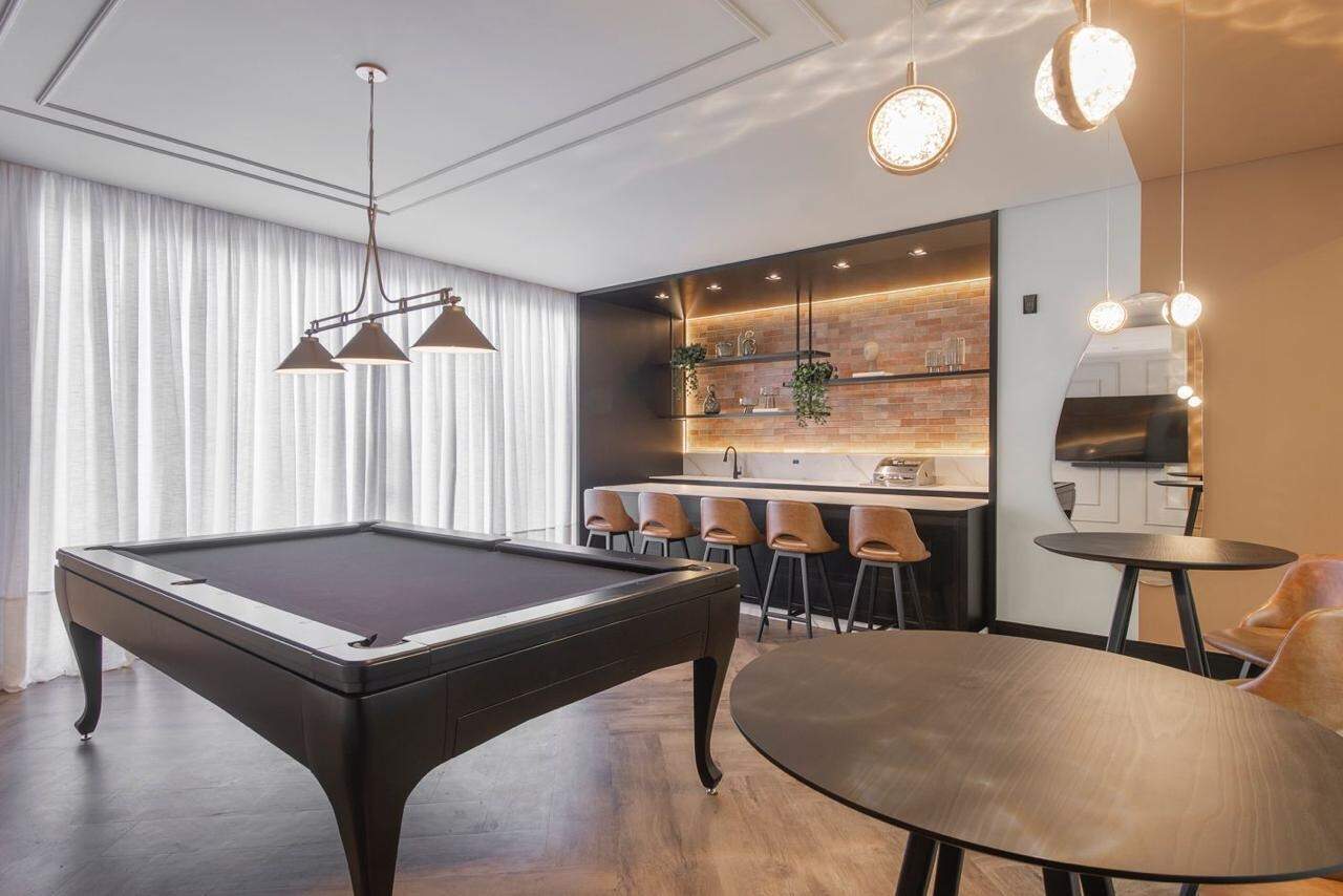 Apartamento à venda no Meia Praia: 
