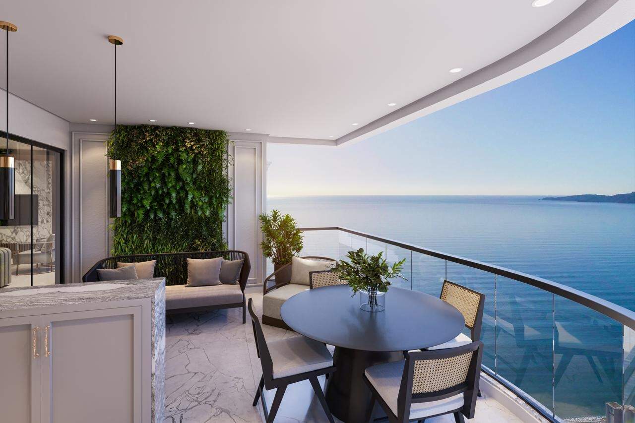 Apartamento à venda no Meia Praia: 