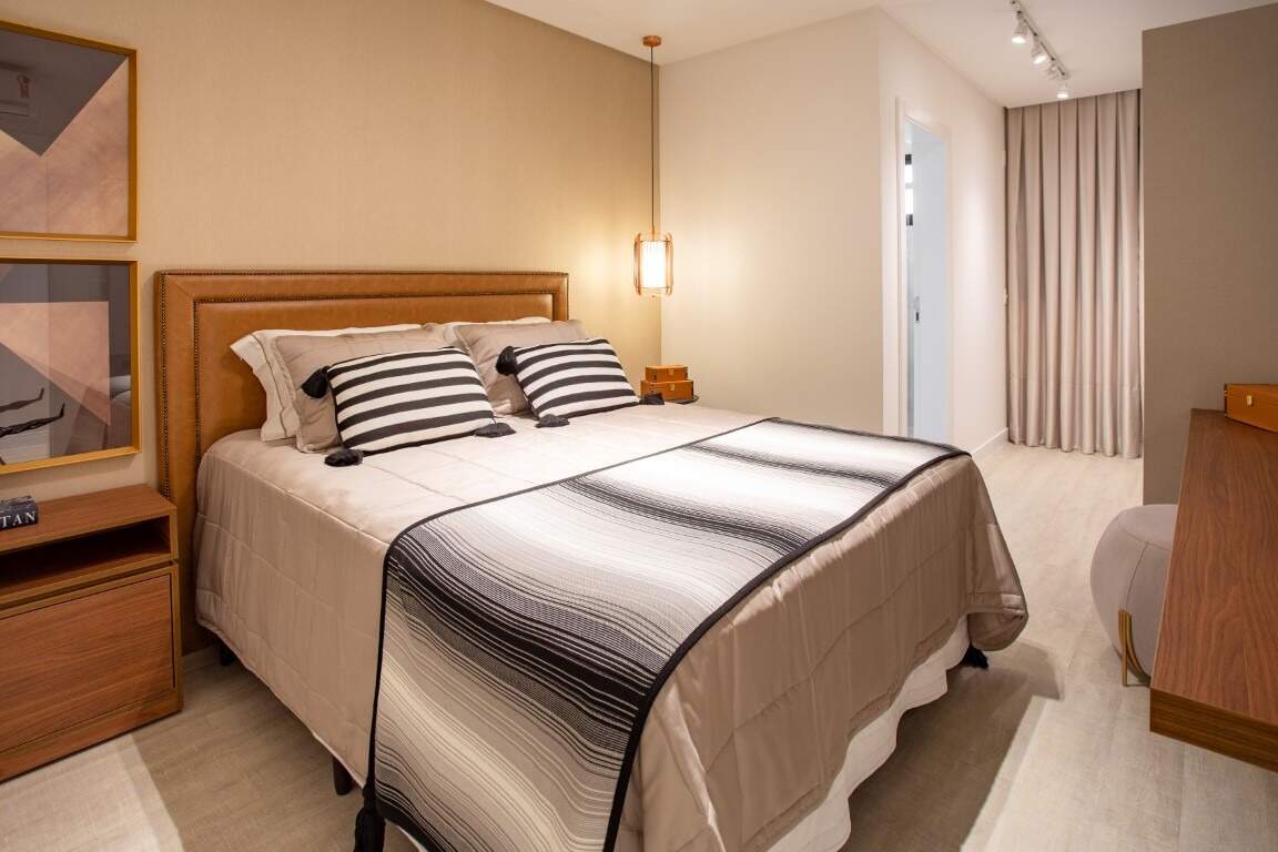 Apartamento à venda no Meia Praia: