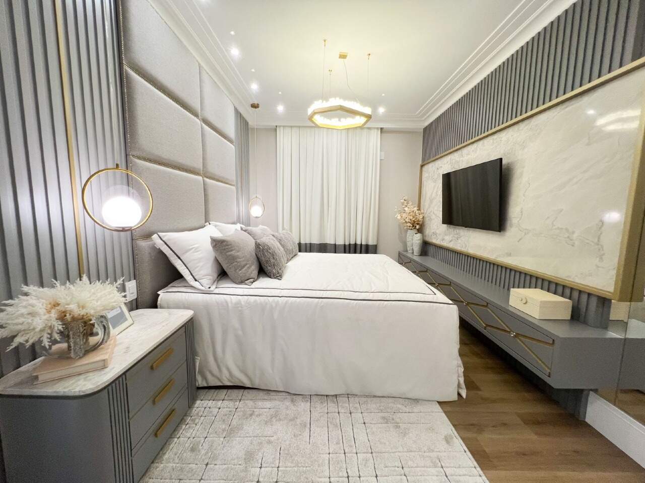 Apartamento à venda no Meia Praia: 