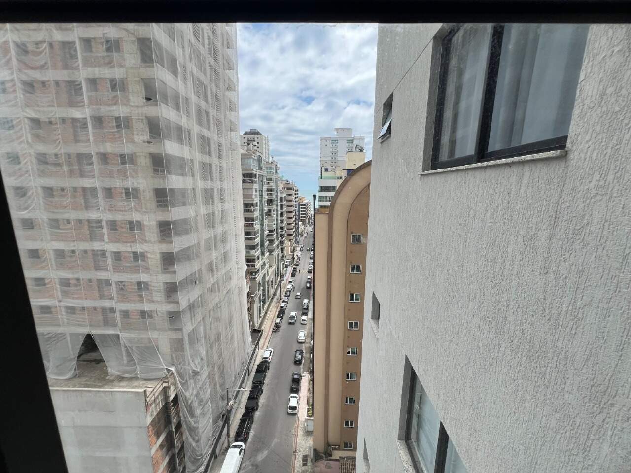 Apartamento à venda no Meia Praia: 