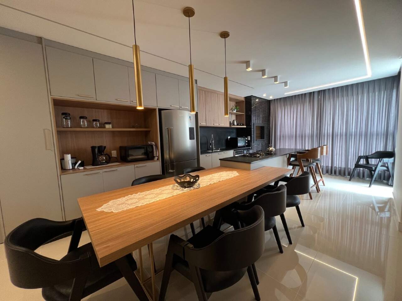 Apartamento à venda no Meia Praia: 
