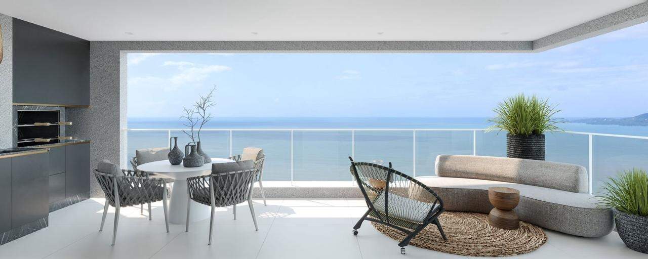 Apartamento à venda no Meia Praia: