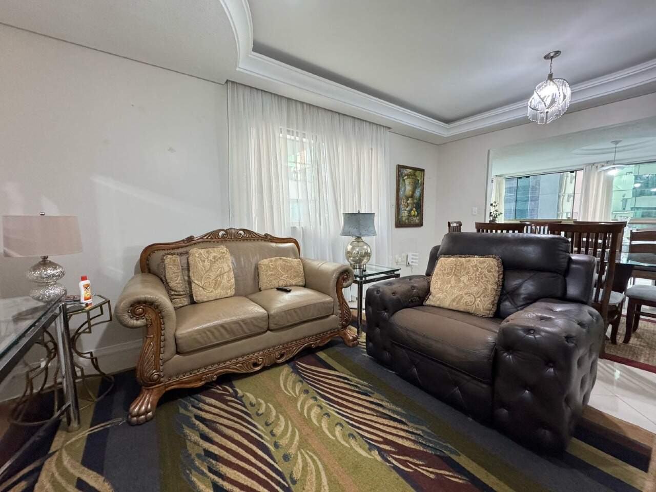 Apartamento à venda no Meia Praia: 