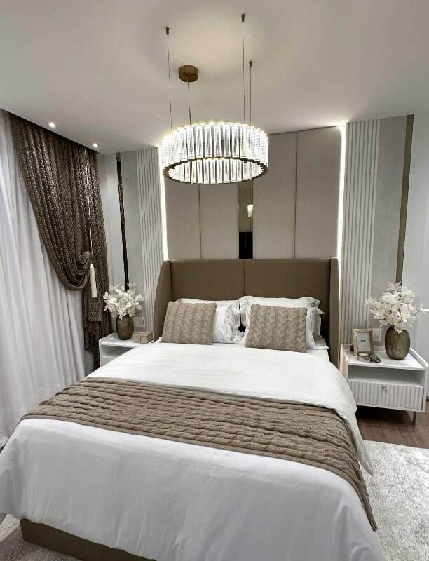 Apartamento à venda no Meia Praia: 
