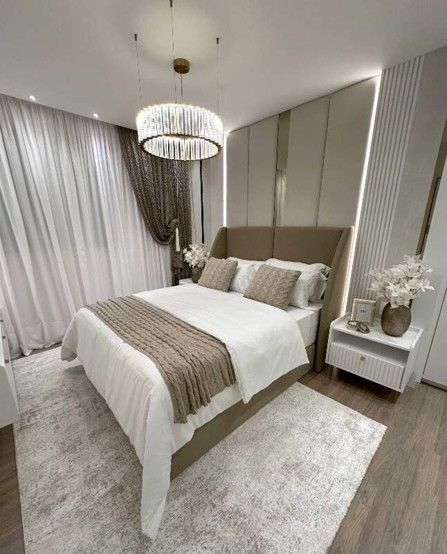 Apartamento à venda no Meia Praia: 