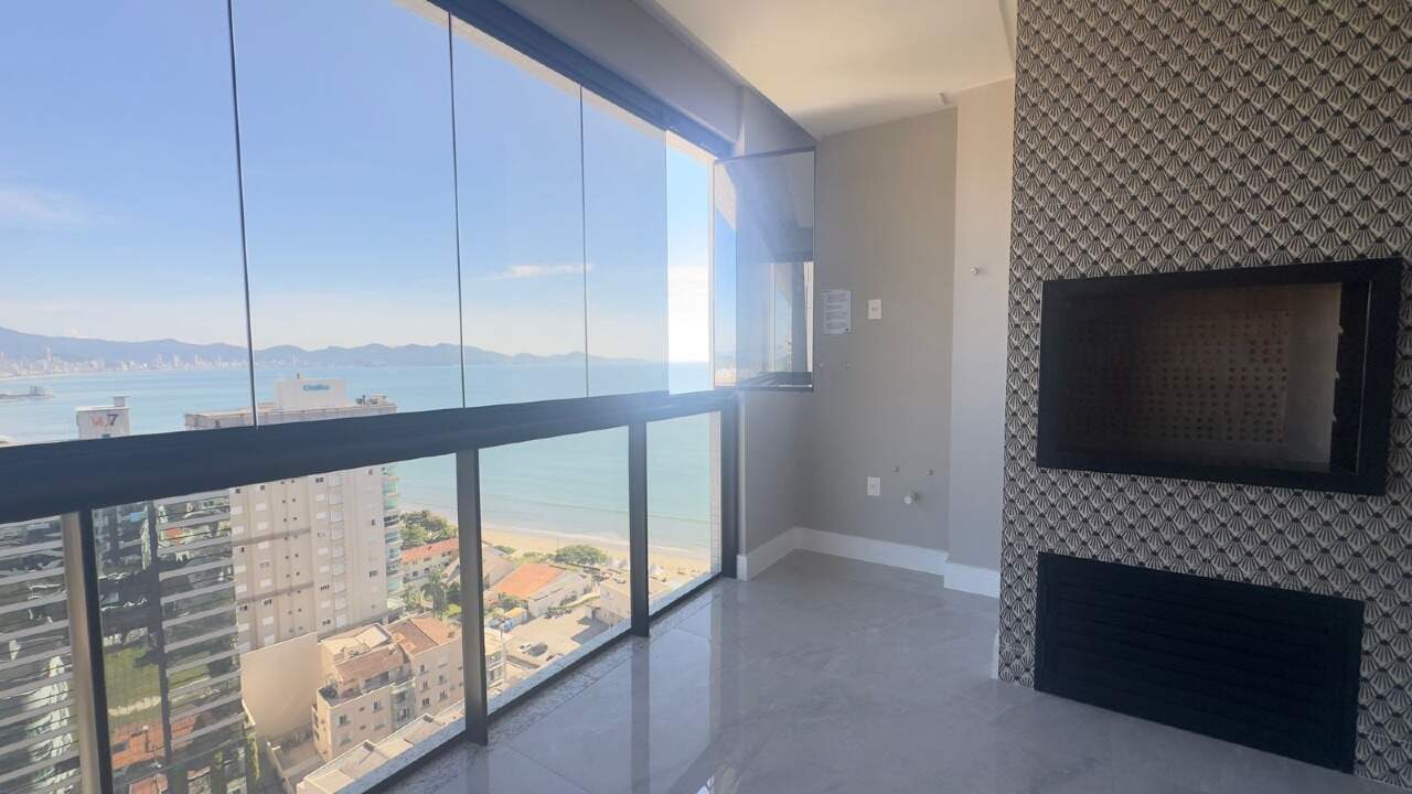 Apartamento à venda no Balneário Perequê: 