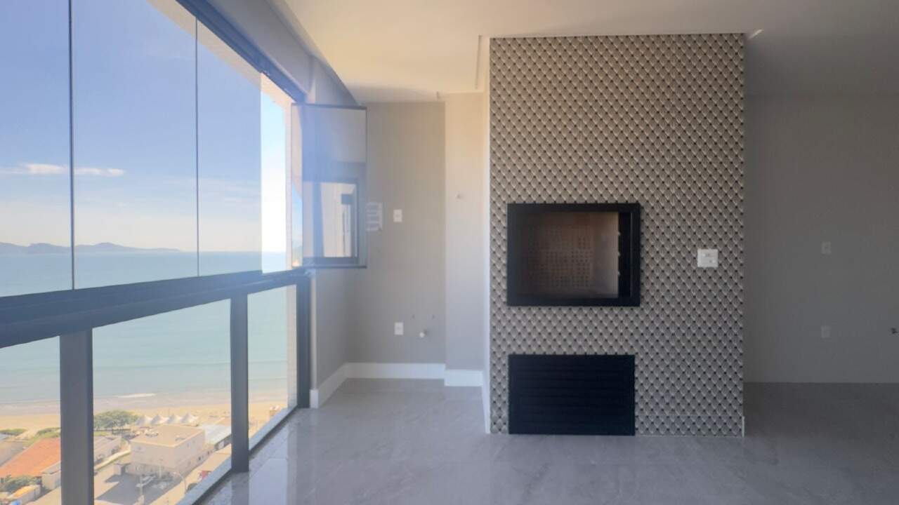 Apartamento à venda no Balneário Perequê: 