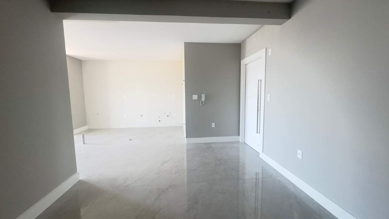 Apartamento à venda no Balneário Perequê: 