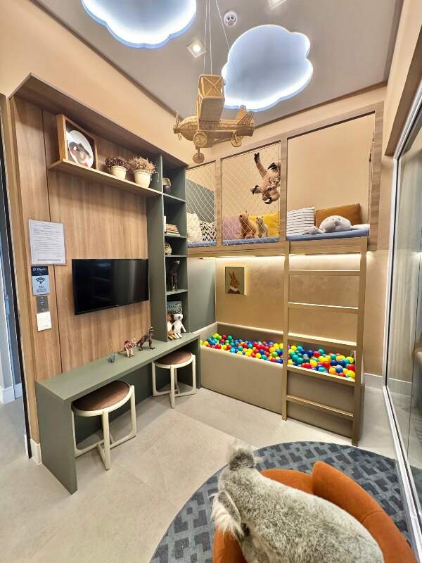 Apartamento à venda no Meia Praia: 