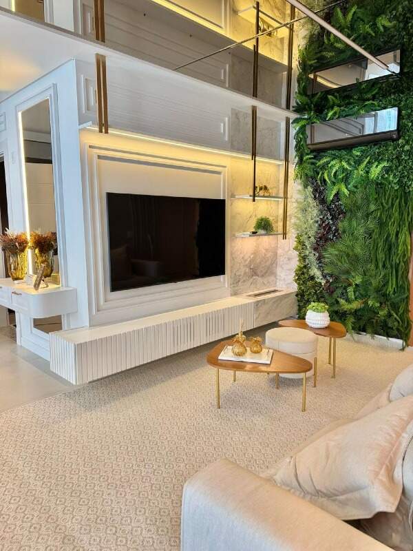 Apartamento à venda no Meia Praia: 